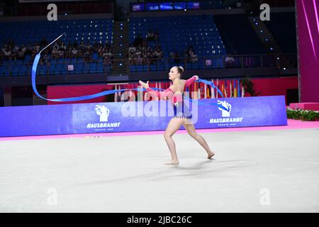 Matilde Tamagnini (SMR) während der rhythmischen Gymnastik FIG World Cup 2022, Gymnastik in Pesaro, Italien, Juni 03 2022 Stockfoto