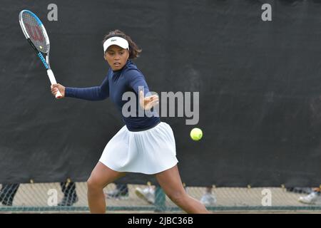 Im Bild: Französisch Tessah Andrianjafitrimo 23 Jahre spielen bei der ROTHESAY OPEN NOTTINGHAM Nottingham Tennis Center 4.–12. Juni 2022 Alle Bilder © Robert Leyland Keine Verwendung ohne vorherige Genehmigung. Stockfoto