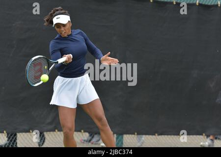 Im Bild: Französisch Tessah Andrianjafitrimo 23 Jahre spielen bei der ROTHESAY OPEN NOTTINGHAM Nottingham Tennis Center 4.–12. Juni 2022 Alle Bilder © Robert Leyland Keine Verwendung ohne vorherige Genehmigung. Stockfoto