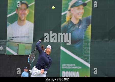 Im Bild: Französisch Tessah Andrianjafitrimo 23 Jahre spielen bei der ROTHESAY OPEN NOTTINGHAM Nottingham Tennis Center 4.–12. Juni 2022 Alle Bilder © Robert Leyland Keine Verwendung ohne vorherige Genehmigung. Stockfoto