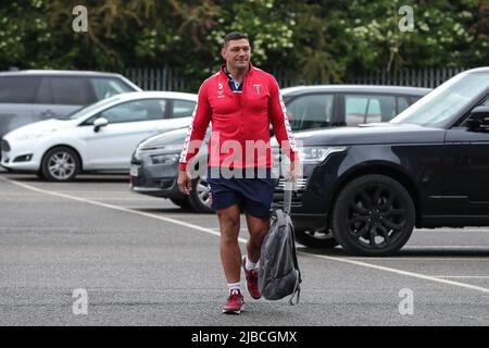 Ryan Hall #5 von Hull KR kommt vor dem heutigen Spiel in Kingston upon Hull, Großbritannien, am 6/5/2022 im Sewell Group Craven Park Stadium an. (Foto von James Heaton/News Images/Sipa USA) Stockfoto