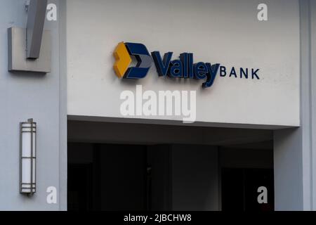 Miami, FL, USA - 2. Januar 2022: Valley Bank Büro in Miami, FL, USA. Stockfoto