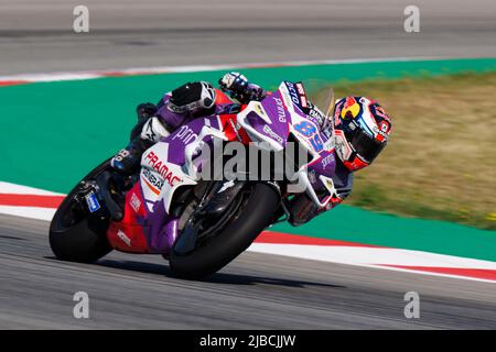 Barcelona, Spanien. 5.. Juni 2022; Circuito de Catalunya, Montmelo, Barcelona, Spanien: Gran Premio Monster Energy de Catalunya, MotoGP von Spanien, Renntag: Jorge Martin von Spanien fährt die (89) Prima Pramac Racing MotoGP während des Warm-Up Credit: Action Plus Sports Images/Alamy Live News Stockfoto