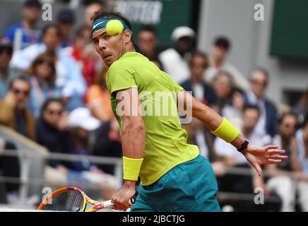 Paris, Frankreich. 05.. Juni 2022. Roland Garros French Open Day 15 05/06/2022 Rafa Nadal (ESP) spielt Casper Ruud (NOR) im Finale der Männer-Singles Credit: Roger Parker/Alamy Live News Stockfoto
