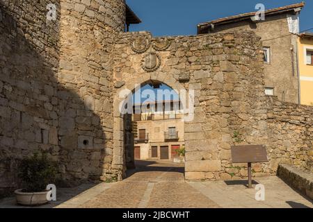 Das historische Dorfzentrum von Miranda del Castanar, Salamanca, Kastilien und Leon, Spanien Stockfoto