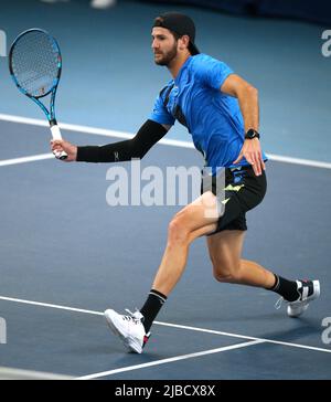 Andrea Vavassori aus Italien am zweiten Tag der Rothesay Open 2022 im Nottingham Tennis Center, Nottingham. Bilddatum: Sonntag, 5. Juni 2022. Stockfoto