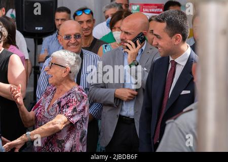 Somma Vesuviana, Neapel, Italien. 05.. Juni 2022. Luigi Di Maio, Minister für auswärtige Angelegenheiten und internationale Zusammenarbeit, besucht am 5. Juni 2022 die Somma Vesuviana anlässlich der Kommunalwahlen. Kredit: Unabhängige Fotoagentur/Alamy Live Nachrichten Stockfoto