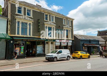 Unternehmen im Stadtzentrum von Moffat, Schottland, Großbritannien Stockfoto