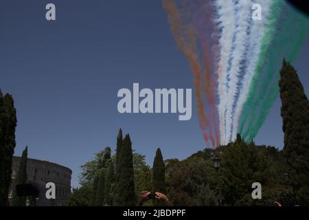 Die dreifarbigen Pfeile, Symbol der Militärparade, Tag der Italienischen republik. Stockfoto