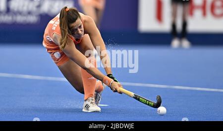 Stratford, Großbritannien. 05.. Juni 2022. England V Niederlande Damen FIH Pro League. Lee Valley Hockey Center. Stratford. Sabine Plonissen (Niederlande) beim England V Niederlande Damen FIH Pro League Hockey Match. Kredit: Sport In Bildern/Alamy Live Nachrichten Stockfoto