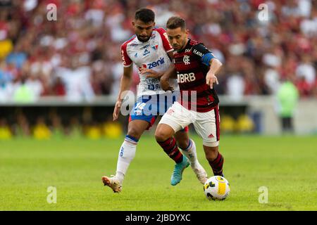 Janeiro, Brasilien. 05. Juni 2022, Everton Ribeiro von Flamengo während des Spiels zwischen Flamengo und Fortaleza im Rahmen der Brasileirao Serie A 2022 im Maracana Stadium am 05. Juni 2022 in Rio de Janeiro, Brasilien. Dieses Spiel gilt für die dritte von achtunddreißig Runden der Brasileirao Serie A 2022. Stockfoto