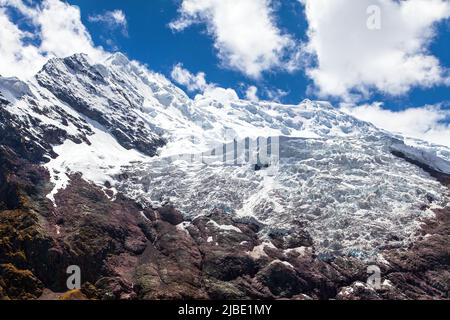 Ausangate Trek Trekking Trail, Ausangate Circuit, Cordillera Vilcanota, Cuzco Region, Peru, peruanische Andenlandschaft, Südamerika Stockfoto