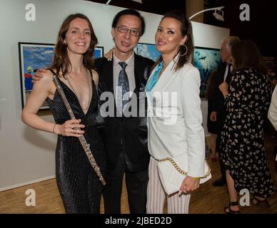 Paris : 'Jeux artistiques' au carrousel du Louvre, introduit par l'ambassadeur de Chine et organisé par Anath Tordjman-Compagnon. Stockfoto