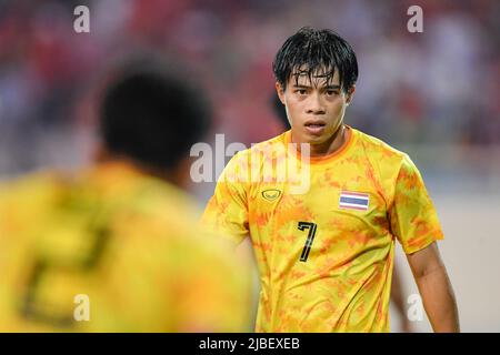 Hanoi, Vietnam. 22.. Mai 2022. Ekanit Panya aus Thailand gesehen während der Sea Games 2022 Spiel zwischen Thailand und Vietnam in My Dinh National Stadium. Endstand; Thailand 0:1 Vietnam. (Foto von Amphol Thongmueangluang/SOPA Images/Sipa USA) Quelle: SIPA USA/Alamy Live News Stockfoto