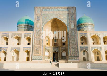 Buchara, Usbekistan. März 2022. Miri Arab Madrasah Stockfoto