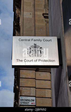 London, Großbritannien - 5. Mai 2022:Central Family Court unterzeichnen in London Stockfoto