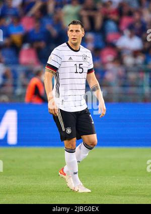 Niklas Süle, DFB 15 im Spiel der UEFA Nations League 2022 ITALIEN - DEUTSCHLAND 1-1 in der Saison 2022/2023 am 04. Juni 2022 in Bologna, Italien. © Peter Schatz / Alamy Live News Stockfoto