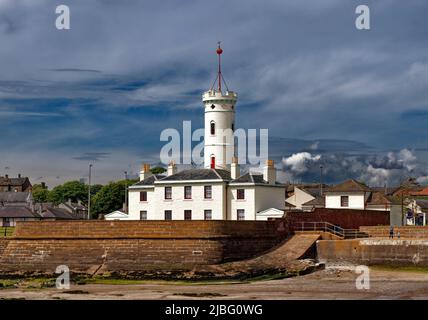 ARBROATH ANGUS SCHOTTLAND DER SIGNALTURM UND DAS MUSEUM Stockfoto