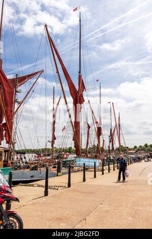 Thames Sailing Barges vor Anker am Hythe Quay, Blackwater Mündung, Maldon, Essex, England, UK Stockfoto