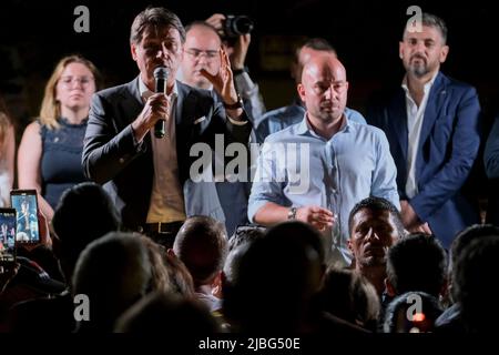 Giuseppe Conte politischer Führer der 5-Sterne-Bewegung und ehemaliger italienischer Premierminister während der letzten Kundgebung des Kandidaten für den Bürgermeister seiner politischen Partei in der Stadt Pozzuoli Antonio Caso Stockfoto