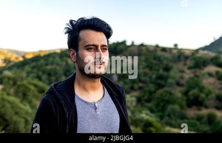 Nahaufnahme Porträt von Mann depressive Stimmung. Stockfoto