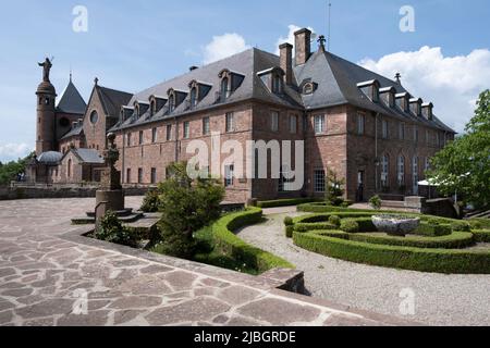 Kloster Abtei Mont Sainte-Odile im Elsass, Frankreich in den Vogesen. Heiligtum des Mont Sainte Odile in der Nähe von Obernai Stockfoto