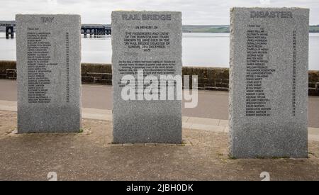 gedenkstätte an der Stelle der Katastrophe der Tay-Eisenbahnbrücke in perth, schottland Stockfoto