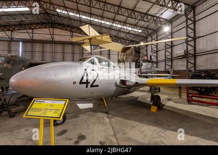 York.Yorkshire.Vereinigtes Königreich.Februar 16. 2022.Ein Vampir-Kampfflugzeug ist im Yorkshire Air Museum ausgestellt Stockfoto