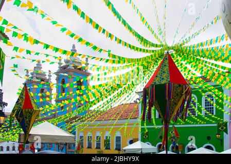 Salvador, Bahia, Brasilien - 22. Juni 2019: Dekoration der Pranger, Sao Joao Festival, Historisches Zentrum von Salvador, Bahia. Stockfoto