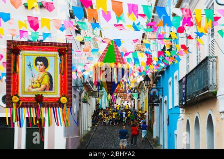 Salvador, Bahia, Brasilien - 22. Juni 2019: Dekoration der Pranger, Sao Joao Festival, Historisches Zentrum von Salvador, Bahia. Stockfoto