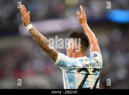 01 Jun 2022 - Italien gegen Argentinien - Finalissima 2022 - Wembley-Stadion der argentinische Lautaro Martinez während des Spiels gegen Italien im Wembley-Stadion. Stockfoto