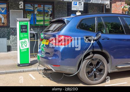 Ladestation für Elektrofahrzeuge, St. Petersgate, Stockport, Greater Manchester, England, Vereinigtes Königreich Stockfoto