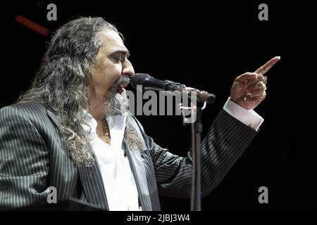 Der Flamenco-Sänger Diego El Cigala tritt beim Noches del Botanico Festival in Madrid auf. Mit: Diego El Cigala wo: Madrid, Spanien Wann: 10 Jul 2021 Kredit: Oscar Gonzalez/WENN Stockfoto