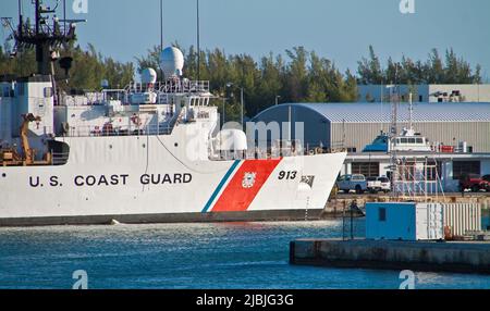 US Coast Guard Cutter vor Anker in Key West, Florida, USA Stockfoto
