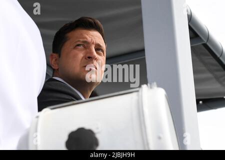 Der ukrainische Präsident Wolodymyr Zelensky in Odessa, Ukraine, während der Übung Sea Breeze 2021 am 4. Juli 2021. Stockfoto