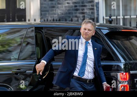 London, Großbritannien. 07.. Juni 2022. Grant Shapps, Verkehrsminister, trifft auf eine Kabinettssitzung in der Downing Street 10 in London ein. Kredit: Ian Davidson/Alamy Live Nachrichten Stockfoto