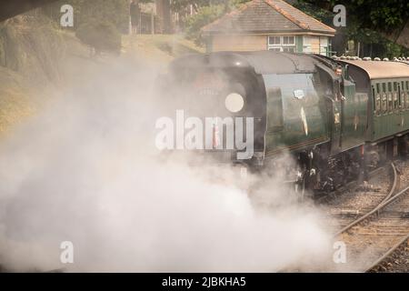 Queen's Platinum Jubilee Celebrations, Straßendekorationen, Moors Valley Railway und Swanage Railway Stockfoto