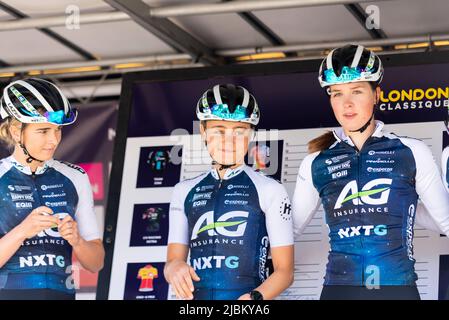 Ally Wollaston, Julia Borgstrom, Ilse Pluimers vom Team AG Insurance NXTG Team für das RideLondon Classique UCI Women's Cycle Race Stage 1 in Maldon Stockfoto