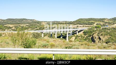 Straßen, Brücken und Autobahnen in der Provinz Huesca, Aragon, Spanien, Europa Stockfoto