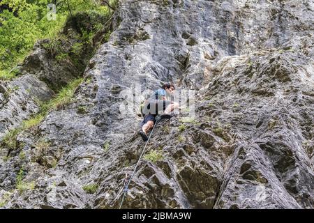 Italien Venetien Monte Grappa - Valle Santa Felicita - Klettern - Pilastro della Felicità - Via 'Gio' Stockfoto