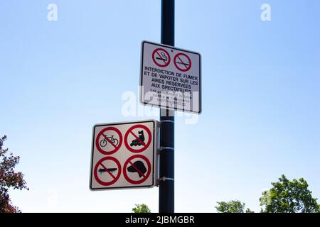 Keine Fahrräder, keine Hunde, keine Rauchzeichen Stockfoto