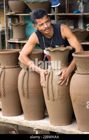 Panama, auf der Azuero-Halbinsel im Dorf El Arena Keramik ist eine der Spezialitäten der Gegend. Keramik ist hier eine alte Tradition. Stockfoto