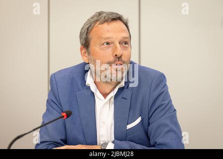 Pierre Wunsch, Gouverneur der Nationalbank (BNB-NBB), während einer Pressekonferenz der belgischen Nationalbank (BNB/BNB) zum Finanzstabilitätsbericht am Dienstag, den 07. Juni 2022 in Brüssel. BELGA FOTO JAMES ARTHUR GEKIERE Stockfoto