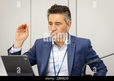 Jean Hilgers, Direktor der Nationalbank (BNB-NBB), im Bild während einer Pressekonferenz der belgischen Nationalbank (BNB/BNB) zum Finanzstabilitätsbericht am Dienstag, den 07. Juni 2022 in Brüssel. BELGA FOTO JAMES ARTHUR GEKIERE Stockfoto