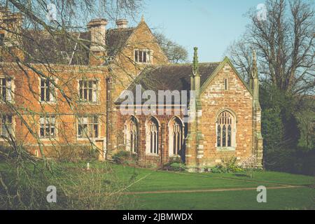 Außenansicht der Abtei von Launde, Kapelle des heiligen Johannes des Täufers und des Geländes Stockfoto