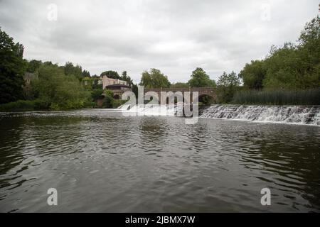 Batheaston toll Bridge Crossing the River Avon in Bathampton, Bath, England, Mai 26. 2022. Stockfoto