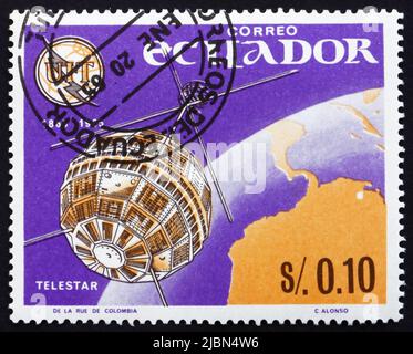 ECUADOR - UM 1966: Eine in Ecuador gedruckte Marke zeigt Telstar, 1. Television Connection of the US and Europe via Telstar Satellite, um 19 Stockfoto