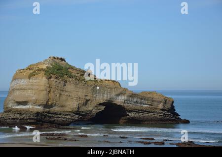 Ebbe auf Kosten von Biarritz Stockfoto
