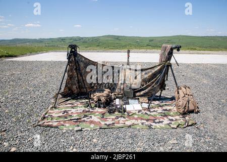 Cincu, Rumänien, 07. Juni 2022. Die belgische Armee-Abteilung in Cincu, Rumänien, führt am Dienstag, dem 07. Juni 2022, eine Übung durch. BELGA FOTO HATIM KAGHAT Stockfoto