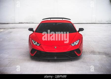 Wunderschönes Lamborghini Huracan Red in KL City Stockfoto
